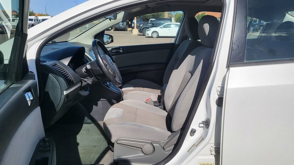 Used 2012 Nissan Sentra 2.0 SR w/ Special Edition Pkg FWD image 24