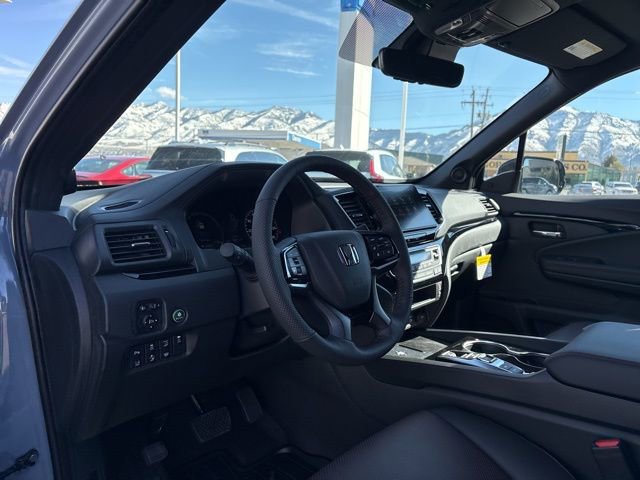 New 2026 Honda Ridgeline Black Edition image 11