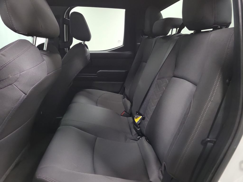Used 2025 Toyota Tacoma SR5 AWD/4WD image 30
