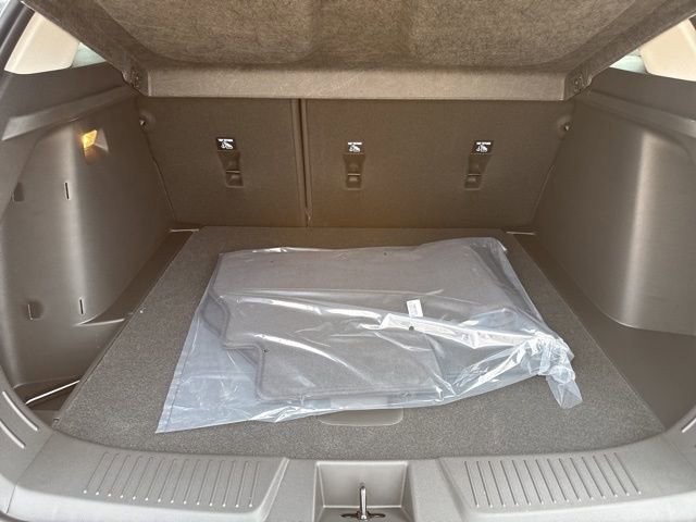 New 2026 Chevrolet Trax LT w/ Driver Confidence Package image 36