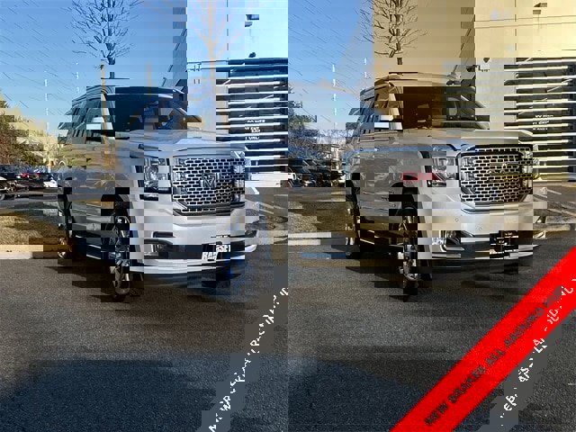 Used 2017 GMC Yukon Denali w/ Open Road Package image 1