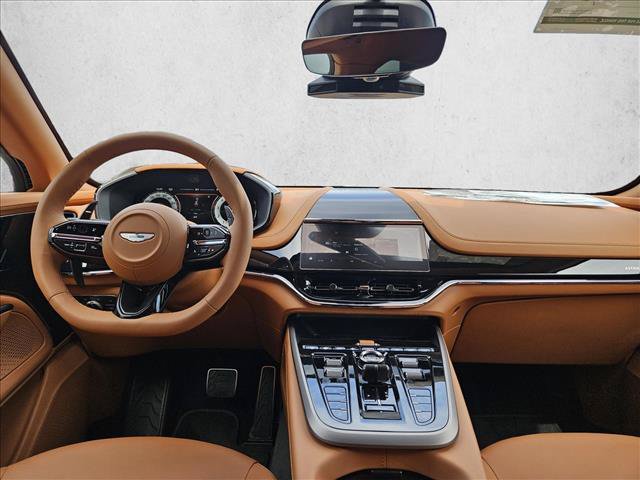 Used 2026 Aston Martin DBX 707 AWD/4WD image 18