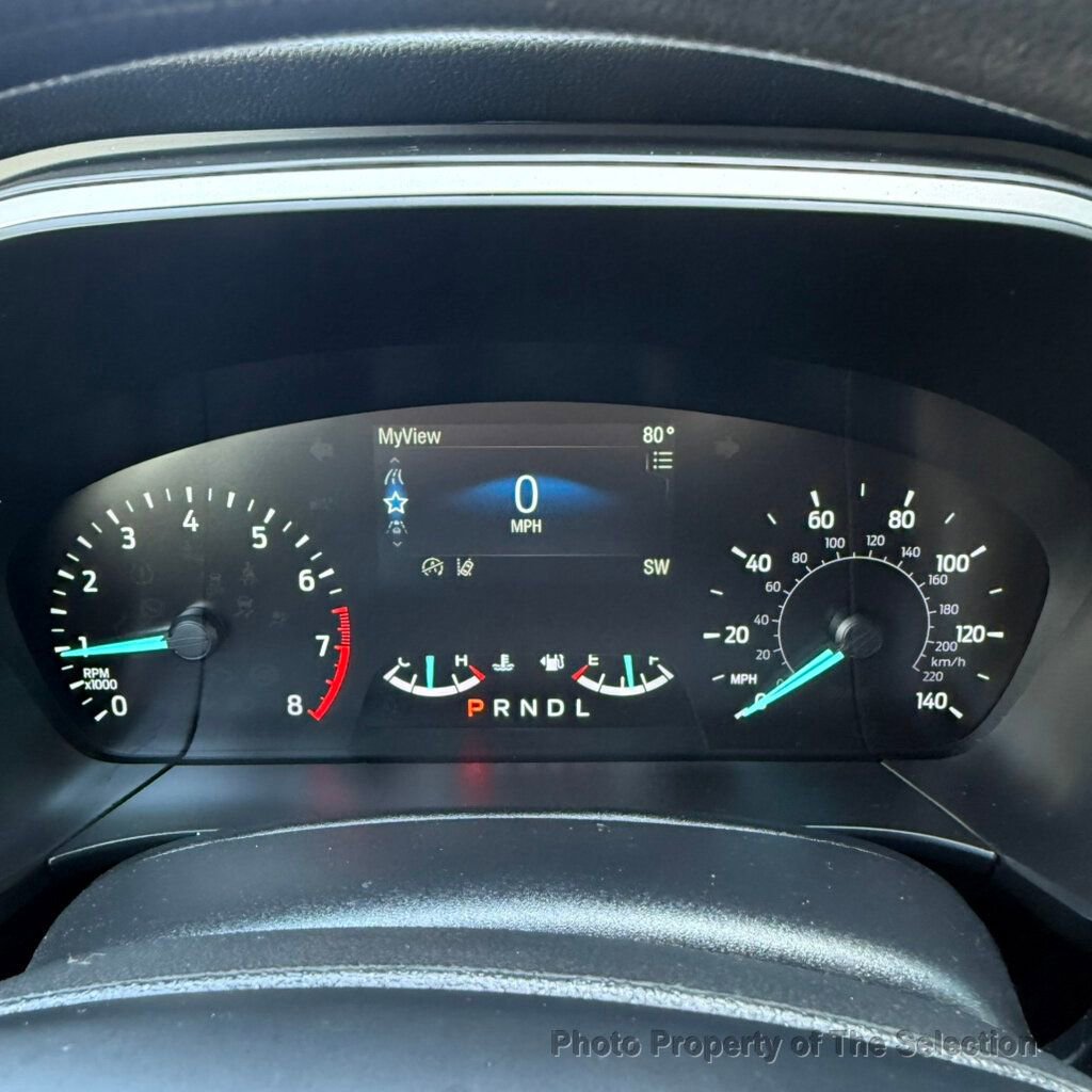 Used 2020 Ford Escape SE image 31