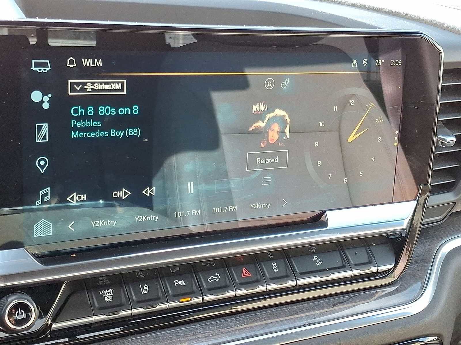 Used 2024 Chevrolet Silverado 2500 LTZ w/ LTZ Convenience Package image 19