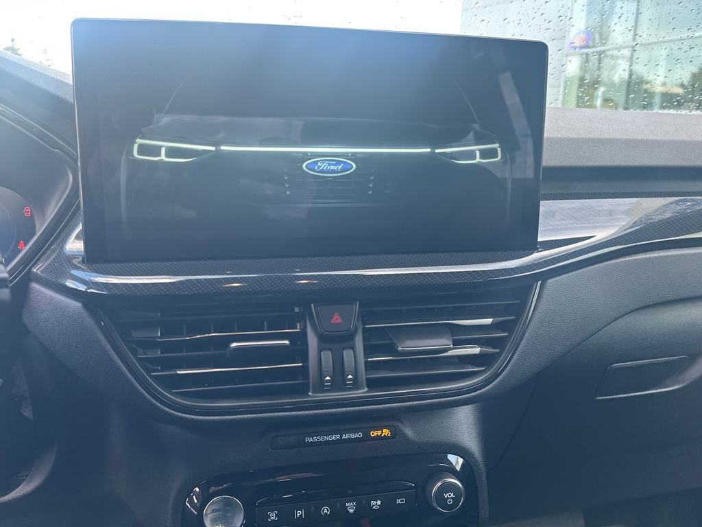 Used 2024 Ford Escape ST-Line Elite w/ Premium Technology Package AWD/4WD image 17