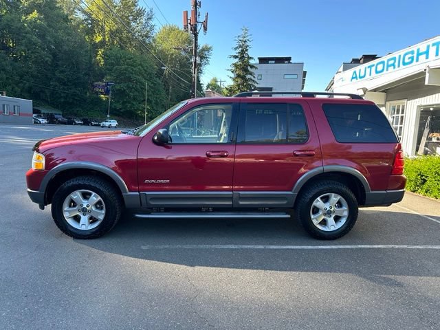 Used 2004 Ford Explorer XLT AWD/4WD image 8