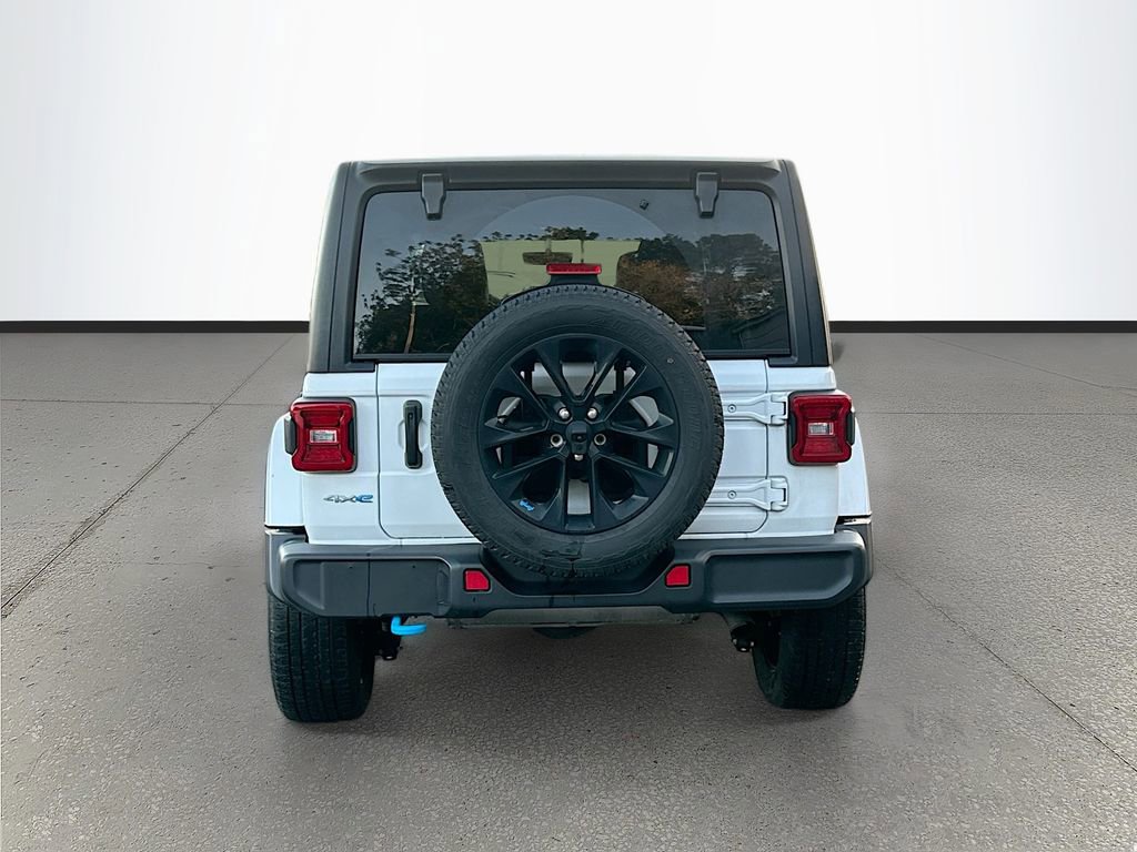 Used 2023 Jeep Wrangler Unlimited Sahara w/ Cold Weather Group image 6