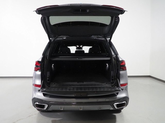 Used 2026 BMW X5 sDrive40i image 55