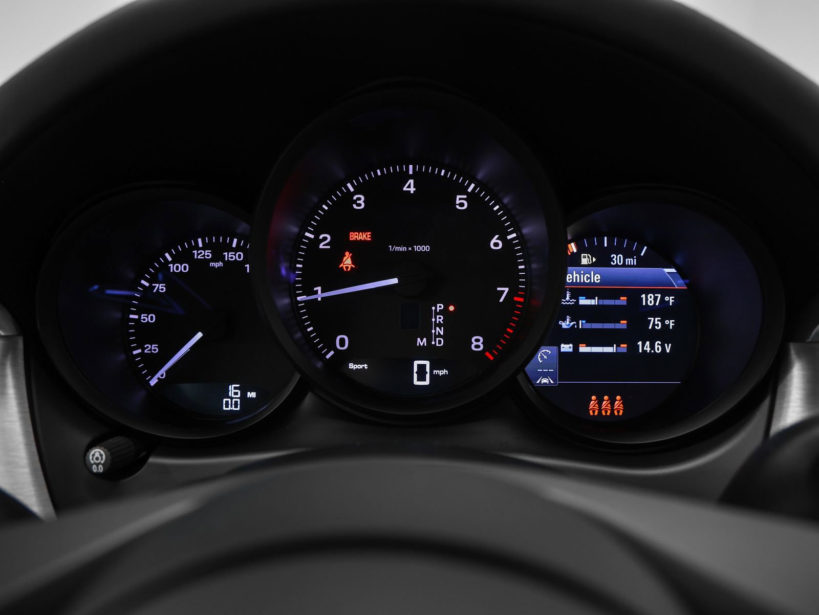 New 2026 Porsche Macan image 35