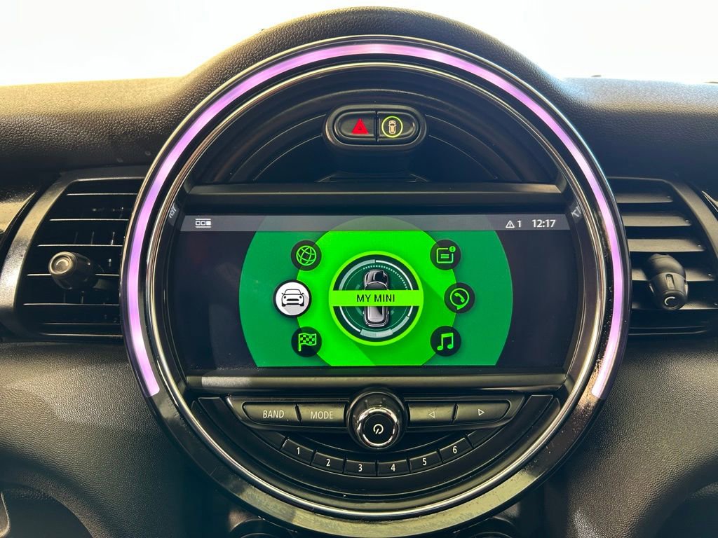 Used 2020 MINI Cooper S image 24