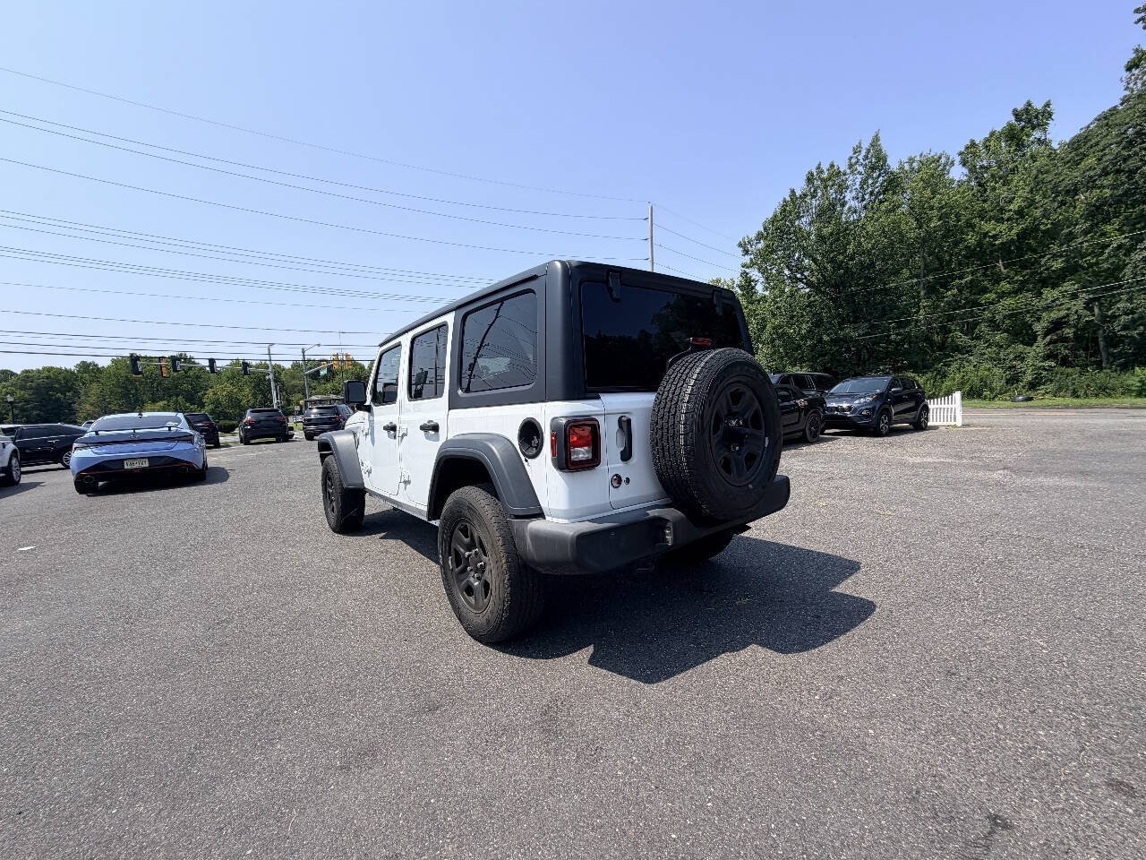 Used 2018 Jeep Wrangler Unlimited Sport AWD/4WD image 16