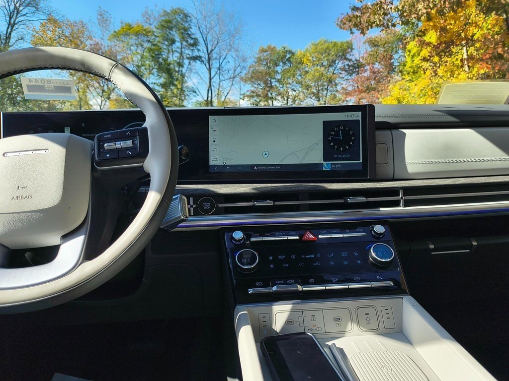 Used 2024 Hyundai Santa Fe Calligraphy image 27