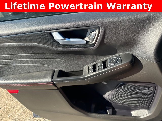 Used 2024 Ford Escape ST-Line image 29