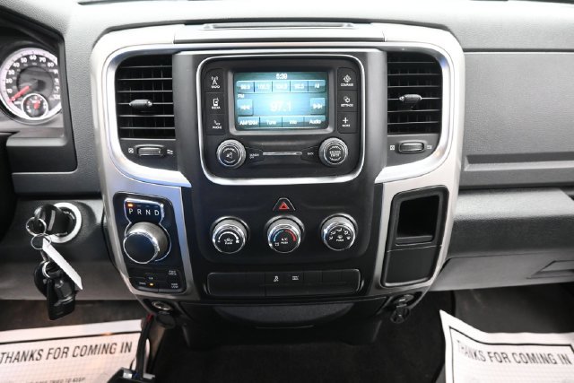 Used 2016 RAM 1500 Classic SLT AWD/4WD image 15