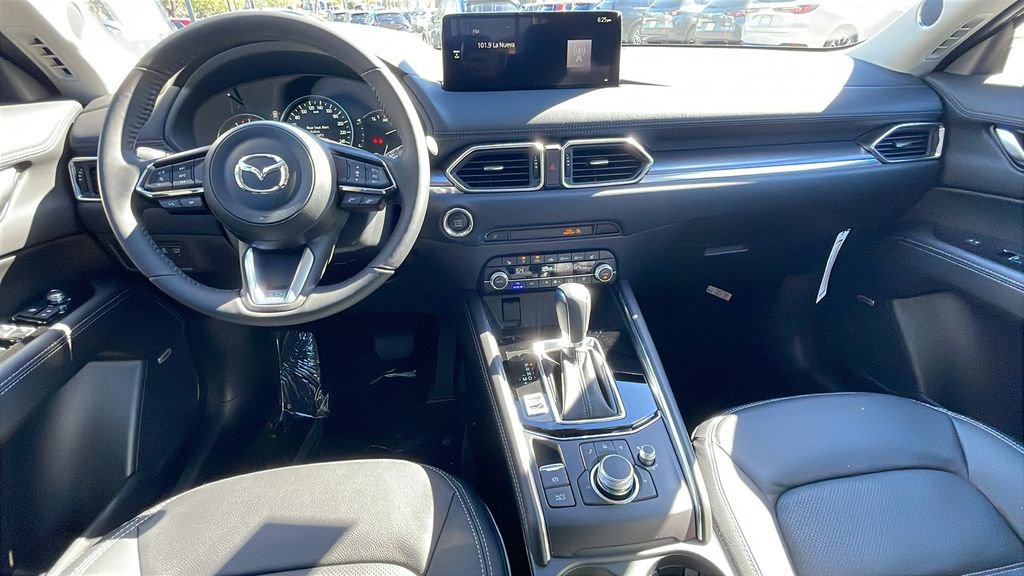 New 2025 MAZDA CX-5 AWD 2.5 S w/ Premium Plus Pkg image 17