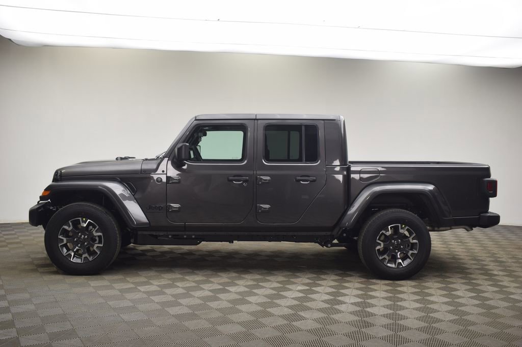 New 2026 Jeep Gladiator Sport image 12