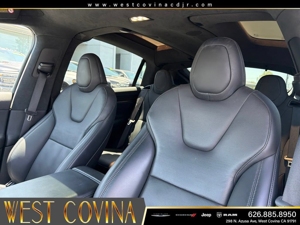 Used 2023 Tesla Model X AWD/4WD image 23