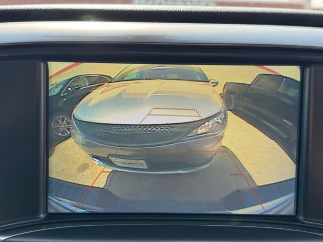 Used 2018 Chevrolet Silverado 1500 LT w/ All Star Edition AWD/4WD image 4