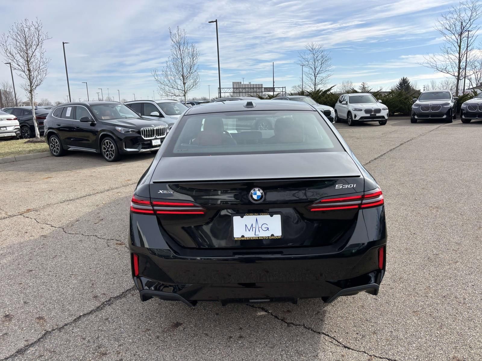 New 2026 BMW 530i xDrive w/ M Sport Package image 6