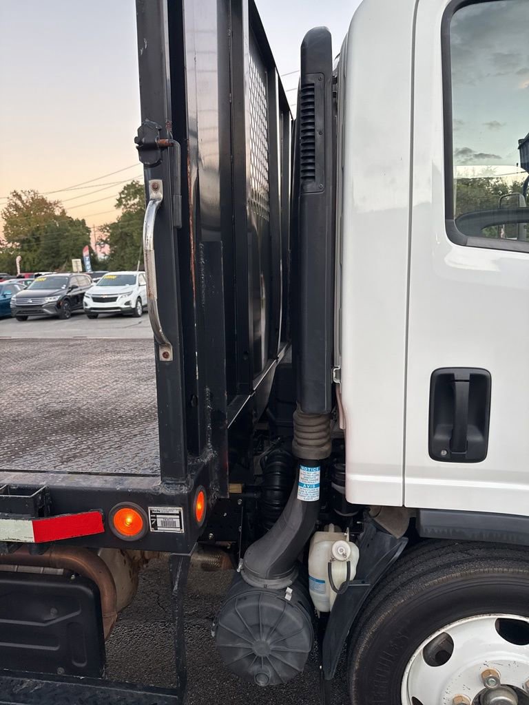 Used 2023 Chevrolet Low Cab Forward 5500XD image 37