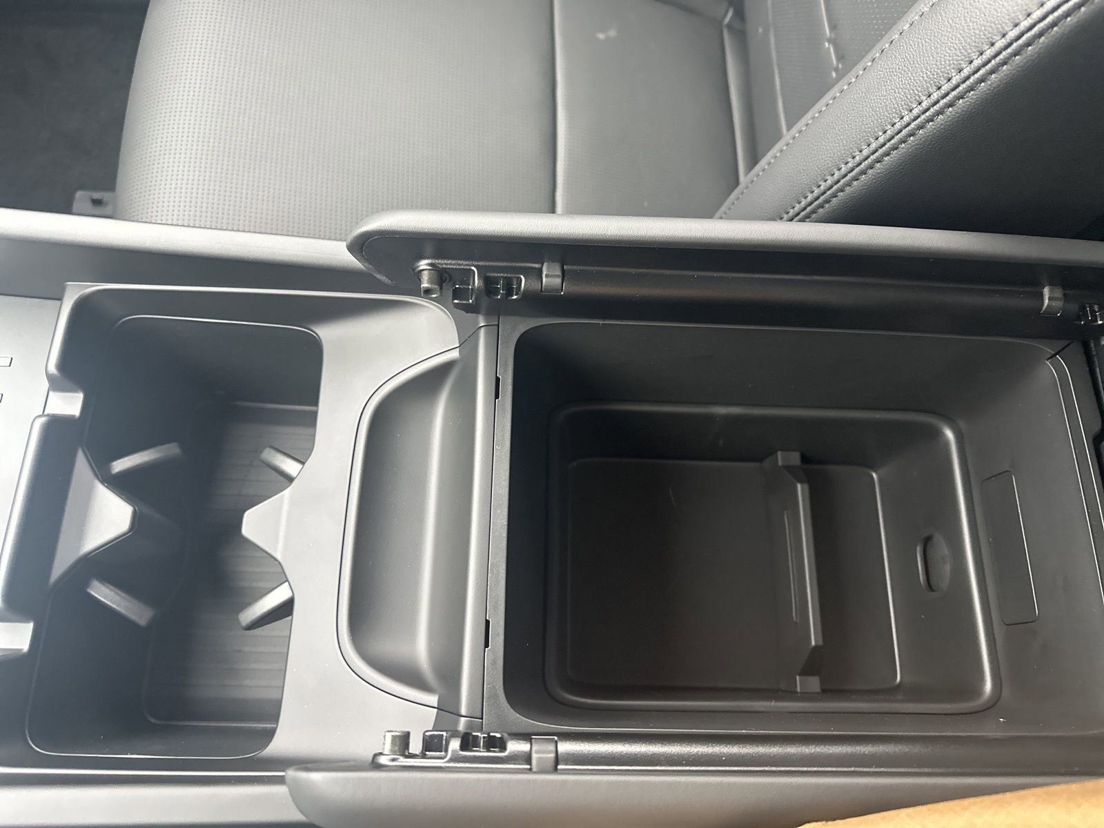 New 2026 Hyundai Santa Fe Limited image 32