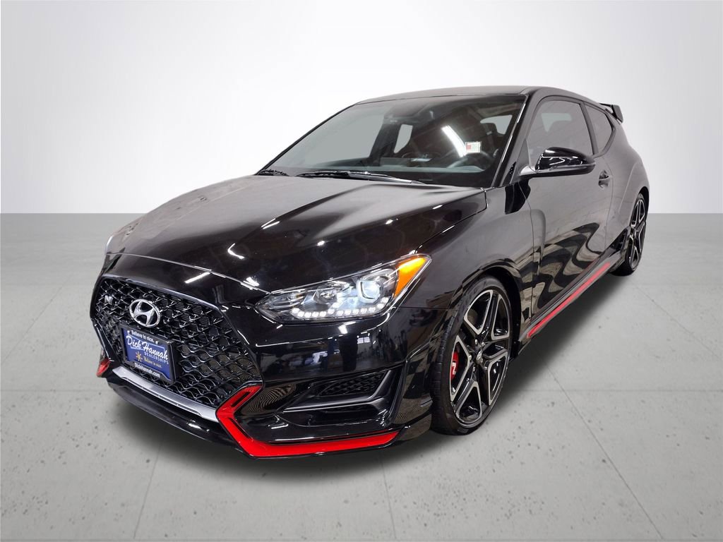 Certified 2022 Hyundai Veloster N Base image 2