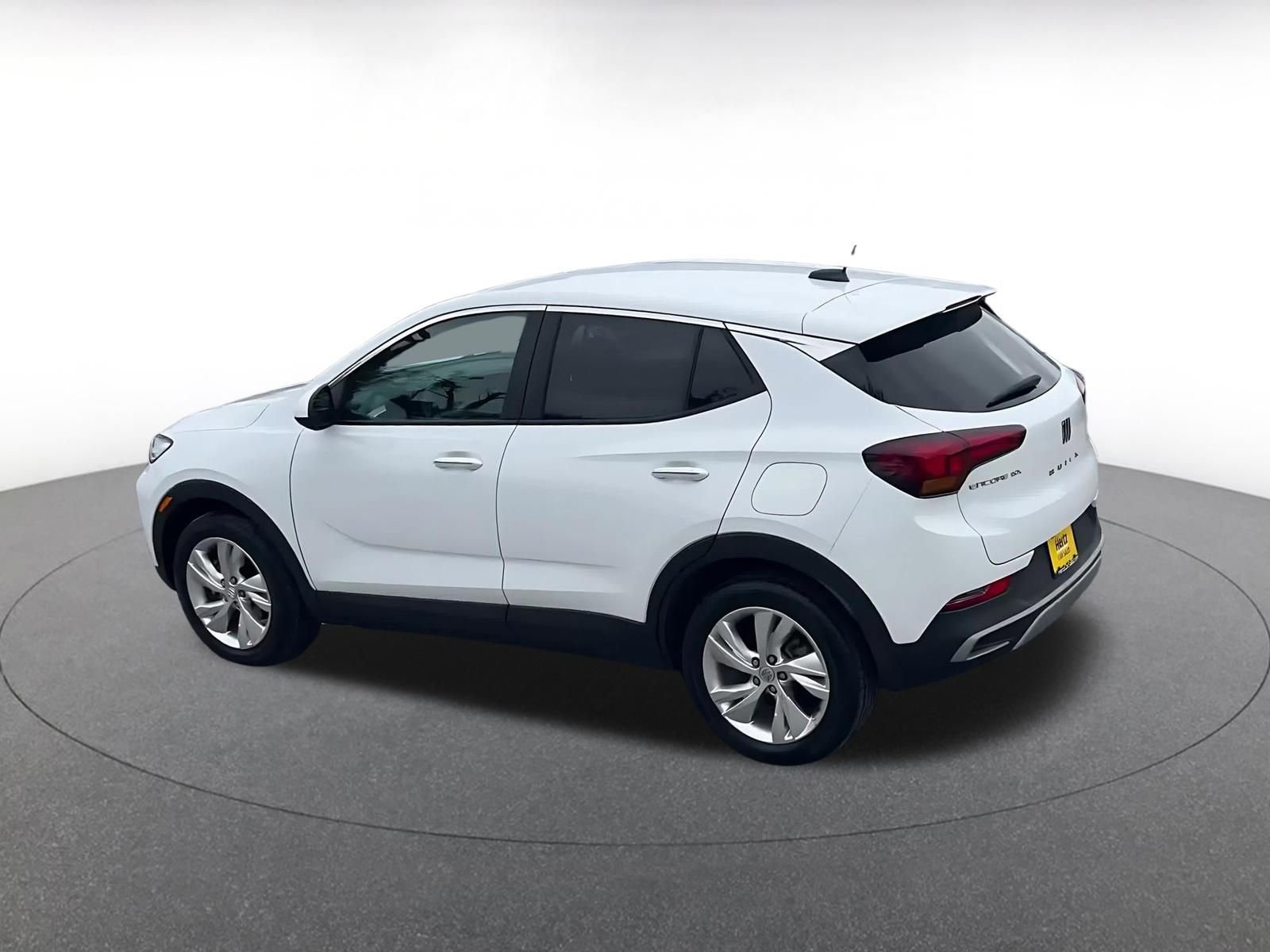 Used 2025 Buick Encore GX Preferred FWD image 10