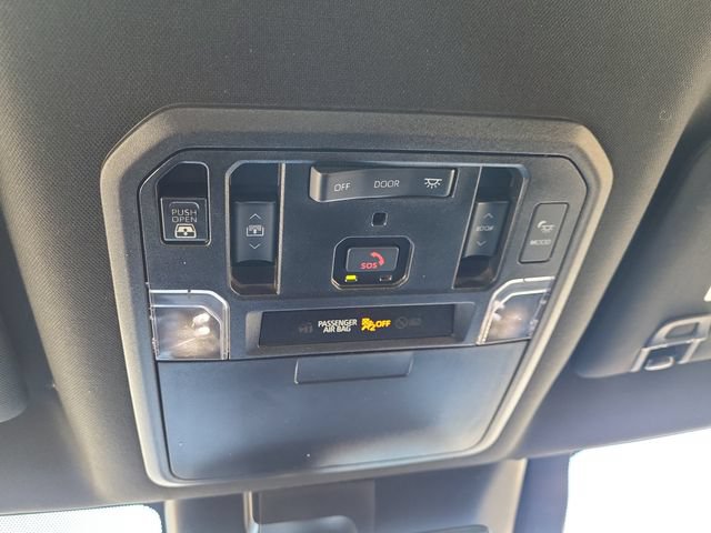 Used 2023 Toyota Tundra Platinum AWD/4WD image 21