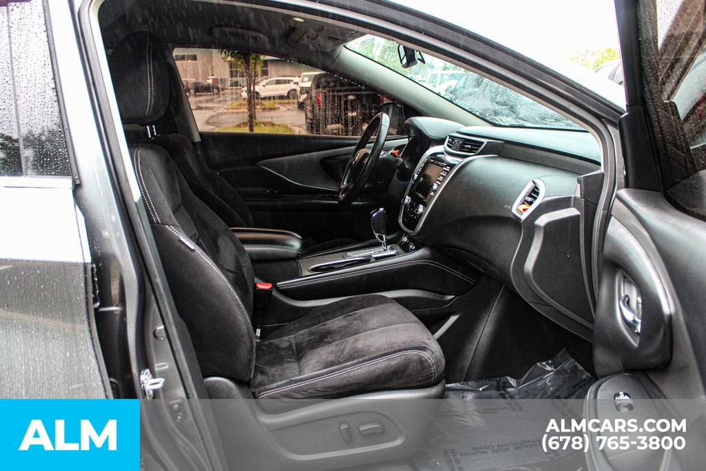 Used 2020 Nissan Murano SV image 19