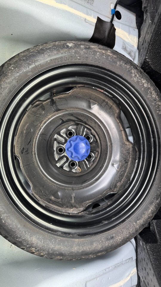 Used 2012 Scion xD image 21