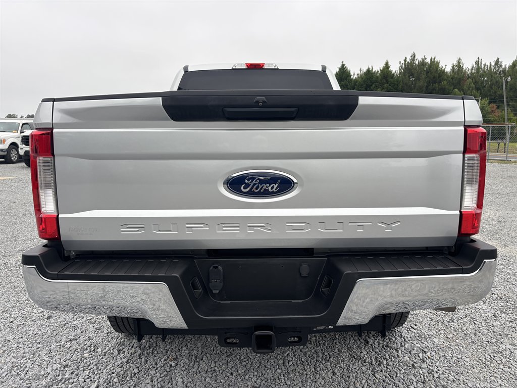 Used 2019 Ford F250 XLT AWD/4WD image 6