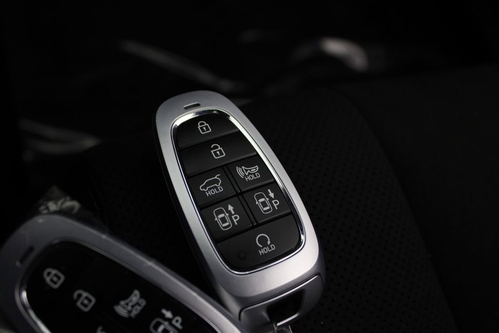 Certified 2025 Hyundai Palisade Calligraphy image 33