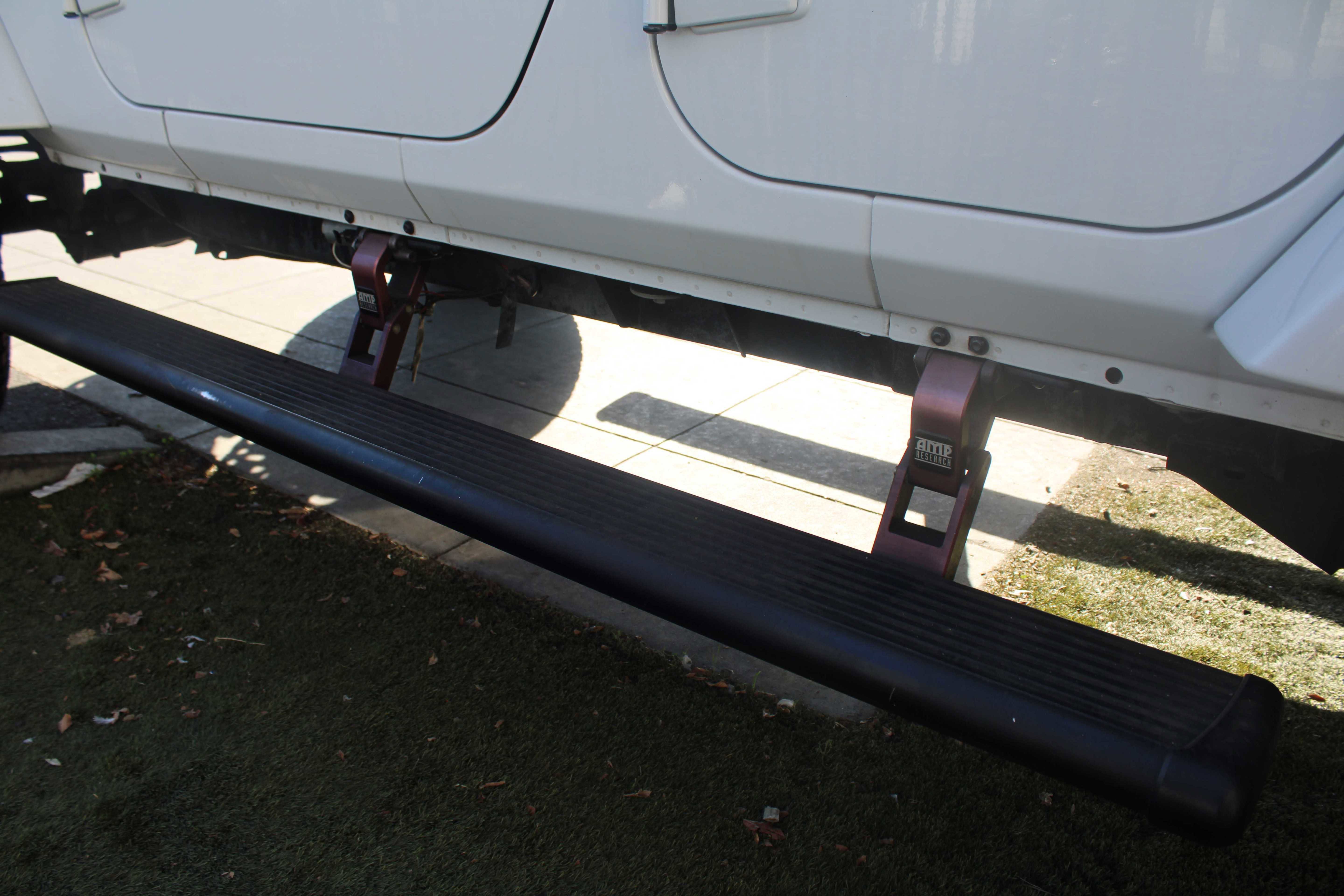 Used 2017 Jeep Wrangler Unlimited Sahara image 33