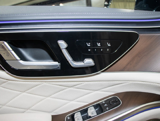 New 2027 Mercedes-Benz S 580 4MATIC Sedan image 13