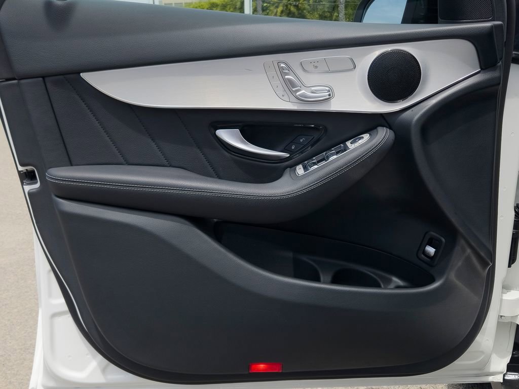 Used 2020 Mercedes-Benz GLC 300 image 18