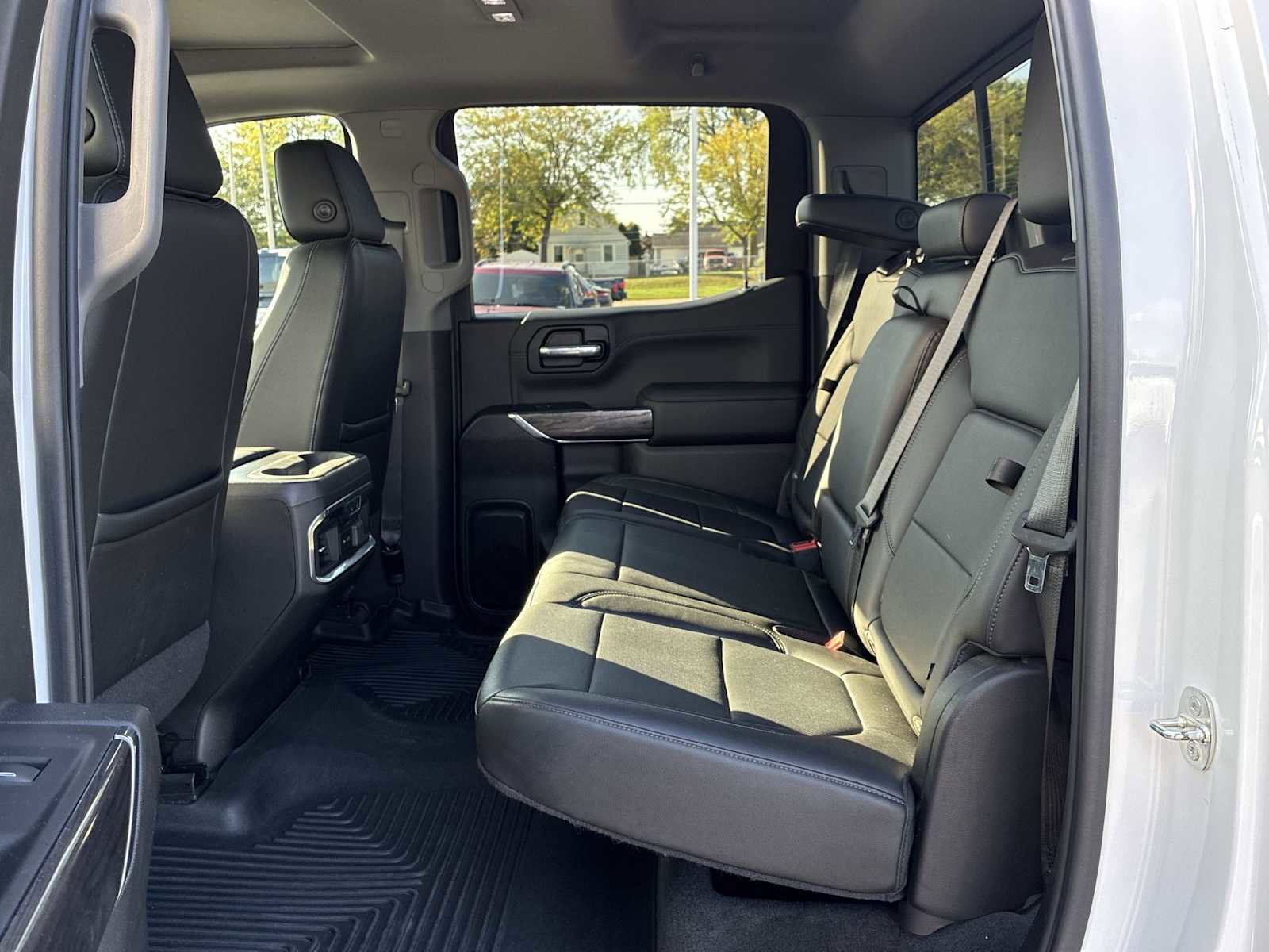 Certified 2020 Chevrolet Silverado 1500 LTZ w/ LTZ Premium Package image 26