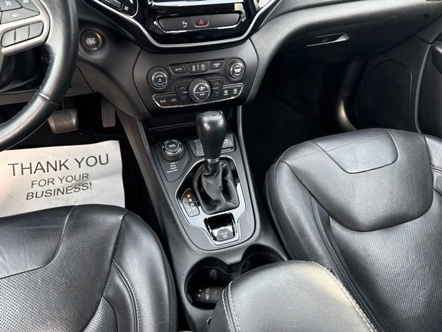 Used 2019 Jeep Cherokee Limited AWD/4WD image 20