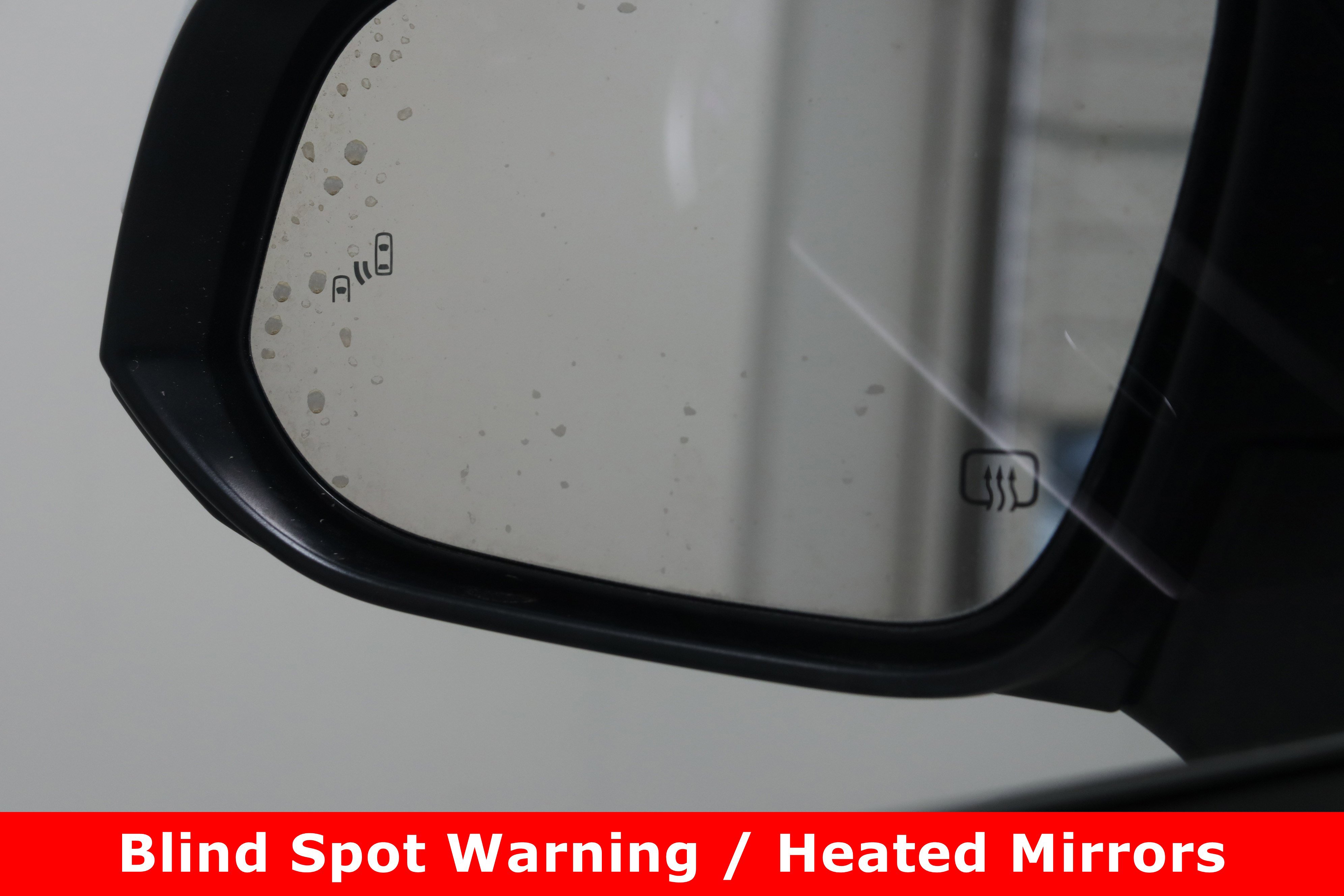 Used 2024 Toyota Highlander LE image 22