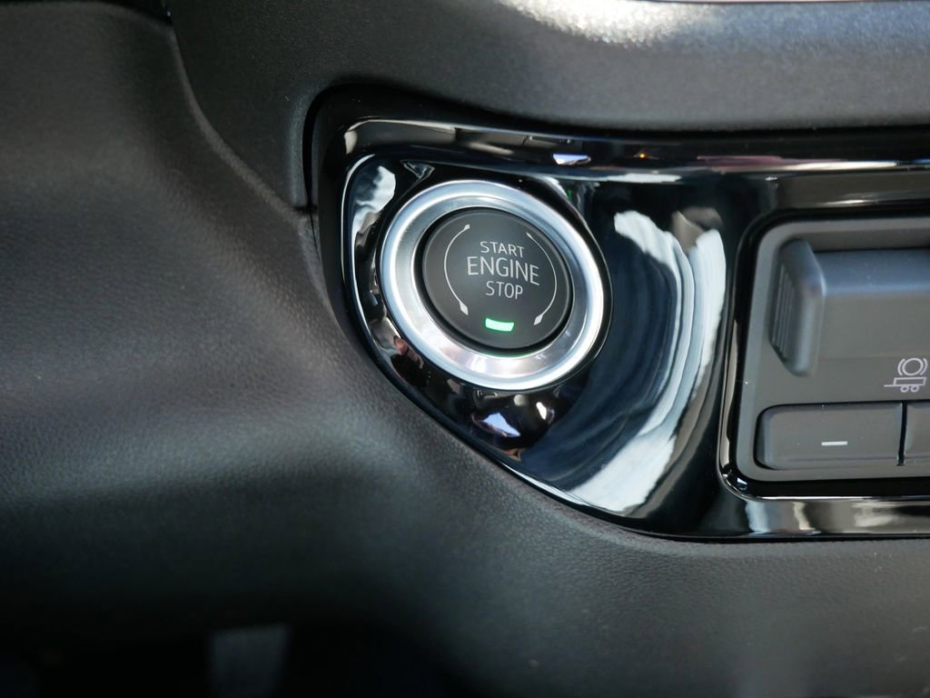 New 2026 GMC Sierra 3500 SLT w/ SLT Premium Package image 11