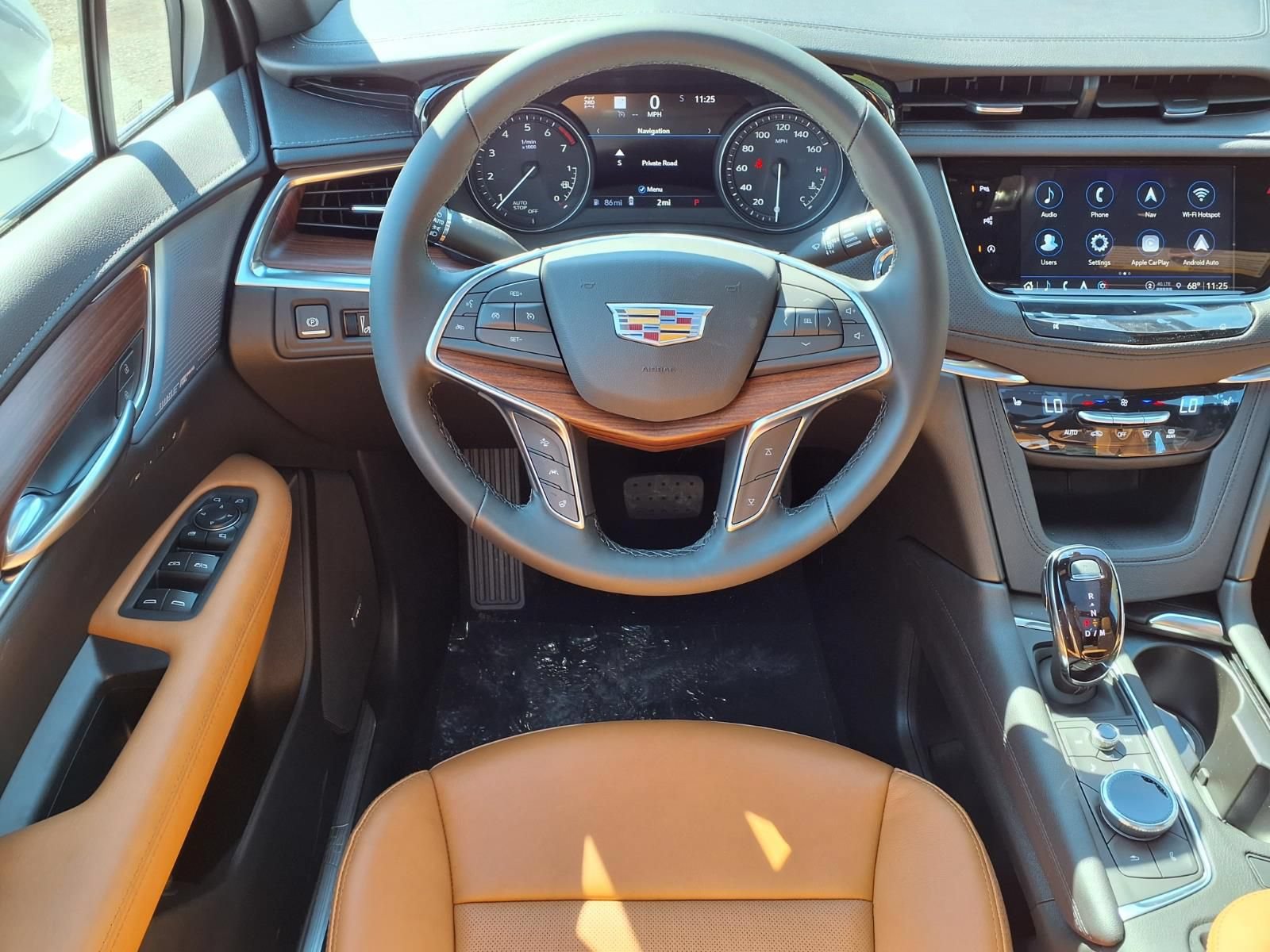 New 2026 Cadillac XT5 Premium Luxury w/ LPO, Floor Liner Package AWD/4WD image 9