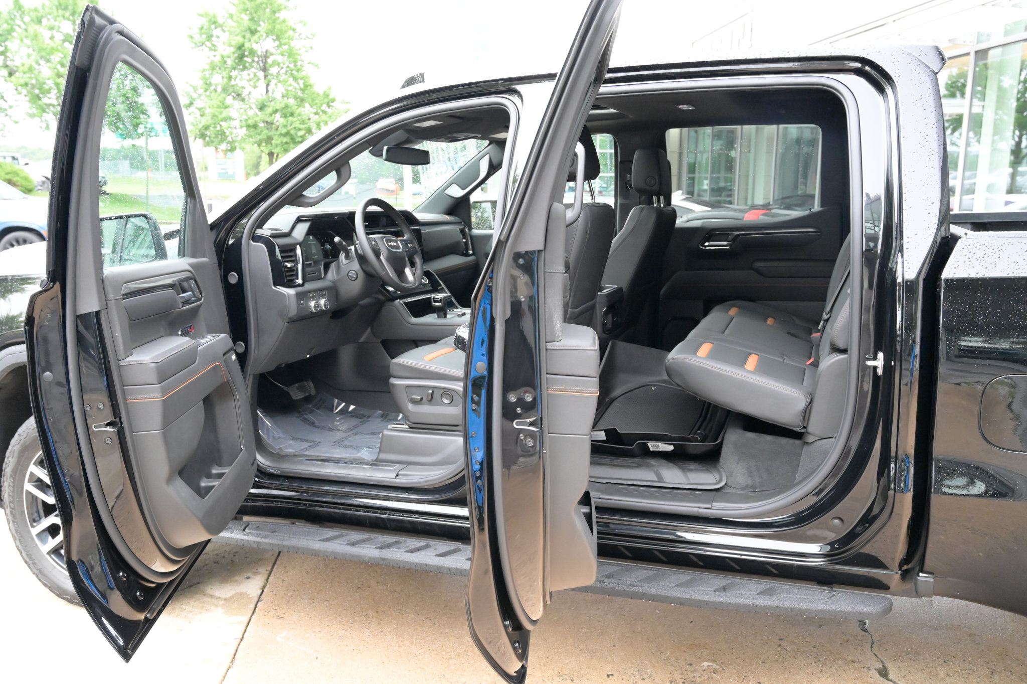 Used 2026 GMC Sierra 1500 AT4 w/ AT4 Preferred Package AWD/4WD image 34