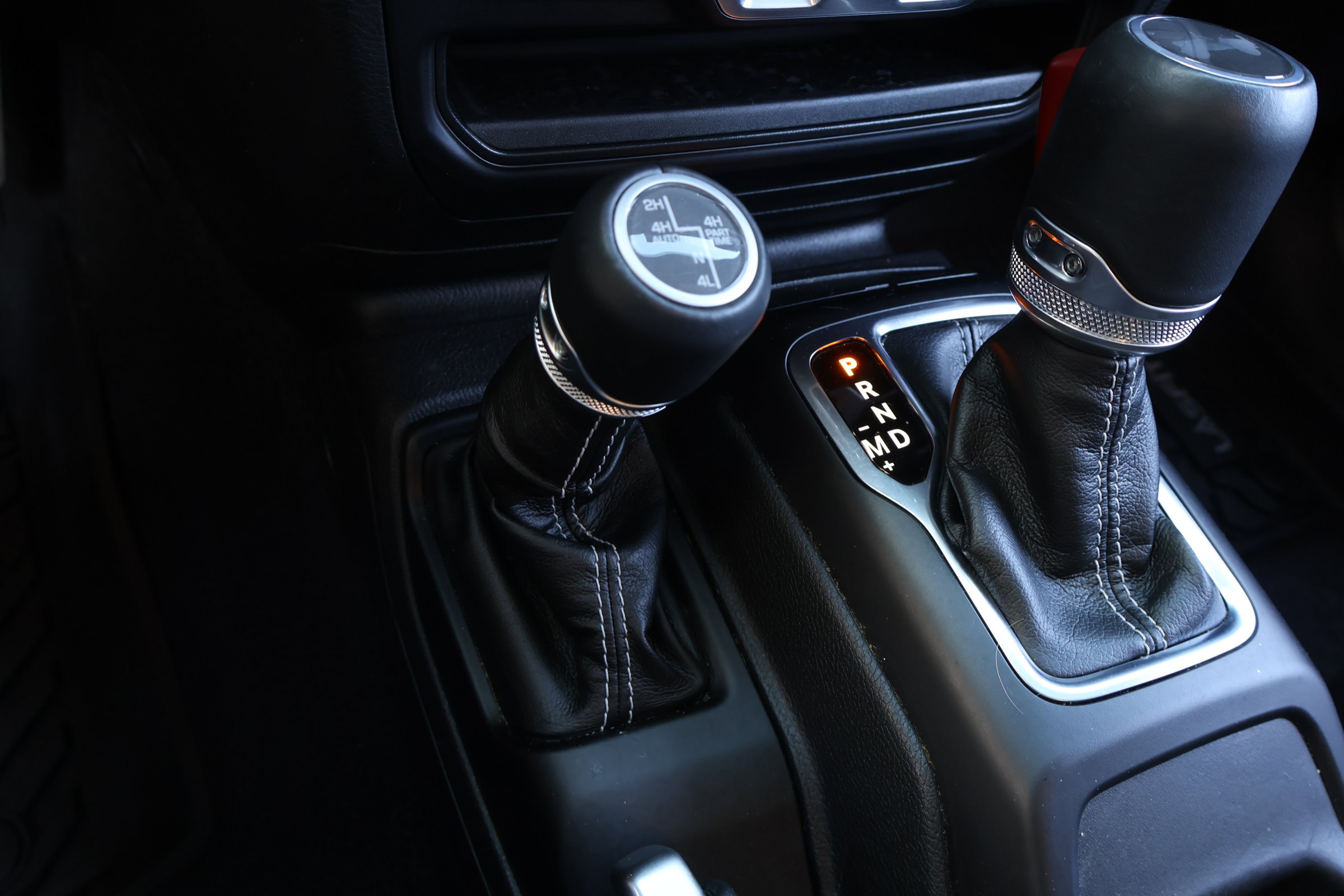 Used 2023 Jeep Wrangler Sahara w/ Cold Weather Group image 27