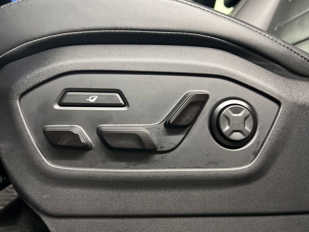 Used 2025 Hyundai Santa Fe Calligraphy image 34