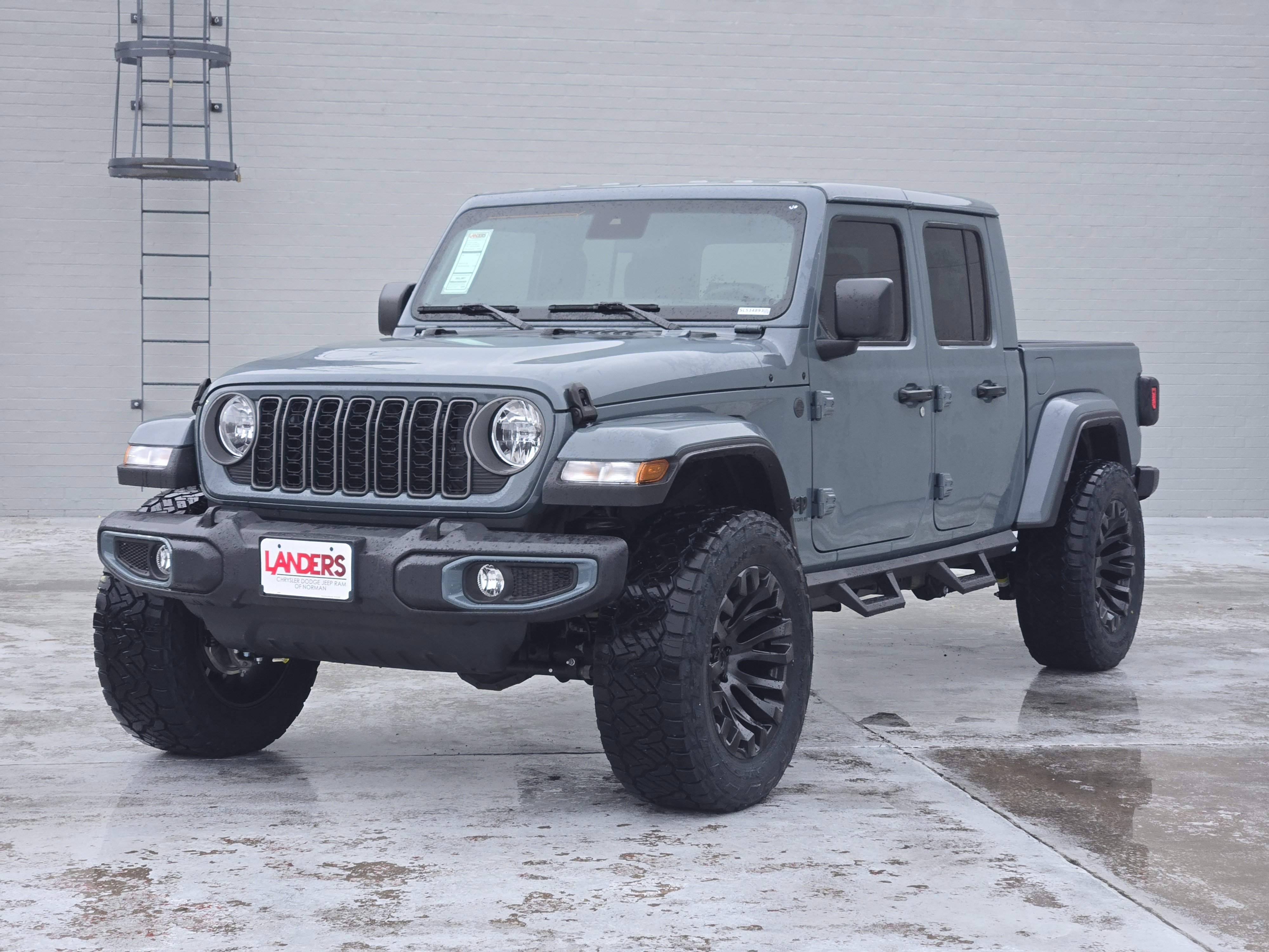 New 2025 Jeep Gladiator Sport w/ Premium Package video 2