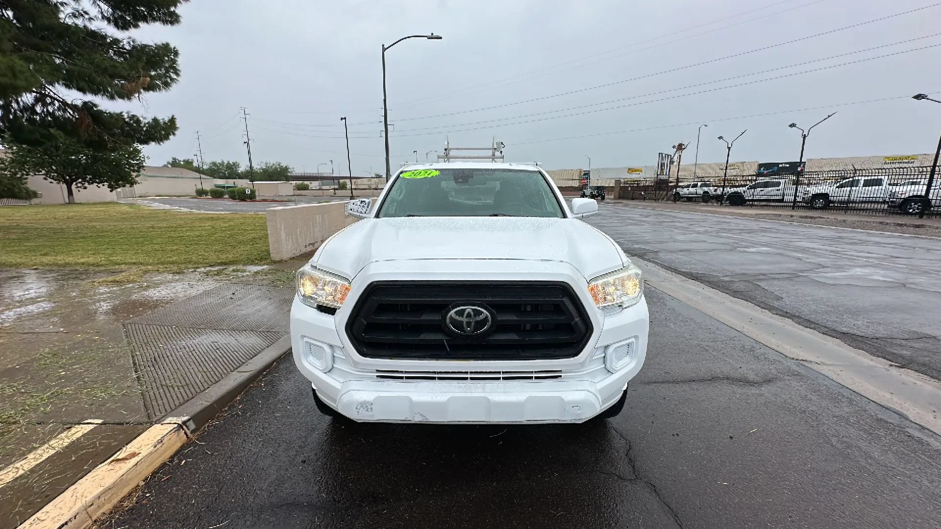 Used 2021 Toyota Tacoma SR RWD image 11