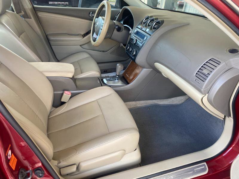 Used 2008 Nissan Altima 2.5 SL w/ SL Pkg image 16