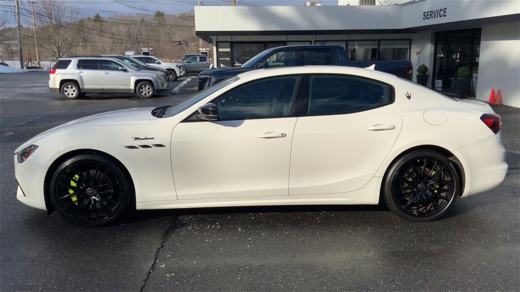 Used 2022 Maserati Ghibli Modena Q4 image 5