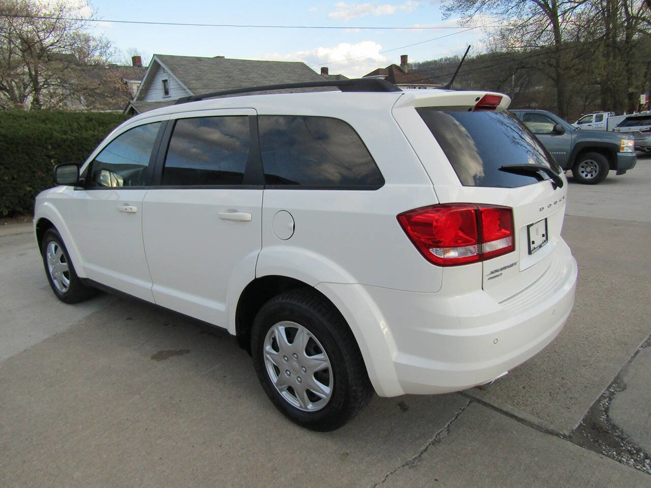 Used 2016 Dodge Journey SE w/ Safe & Sound Group image 7