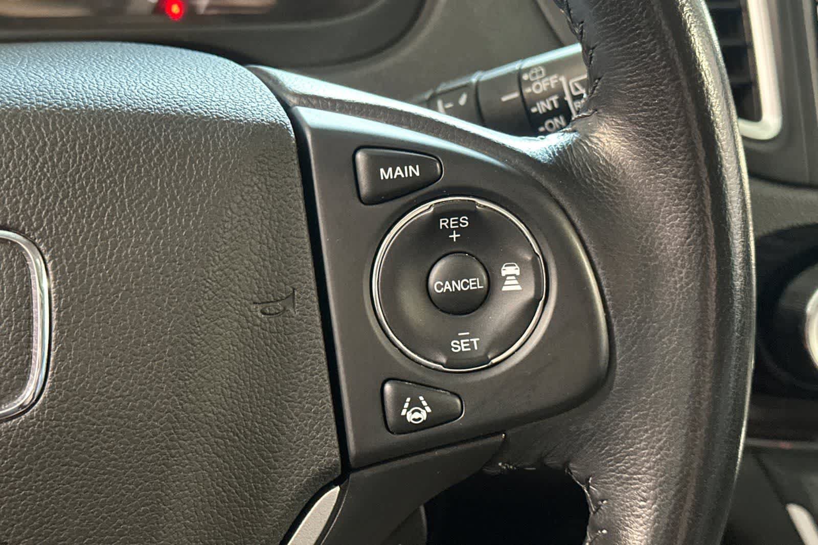 Used 2015 Honda CR-V Touring image 30
