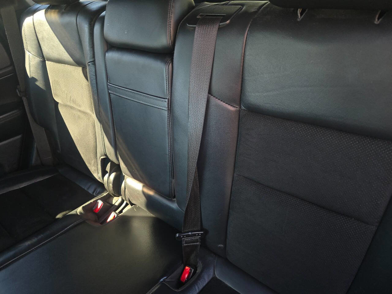 Used 2017 Jeep Grand Cherokee Altitude image 21